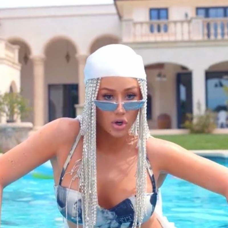 Iggy Azalea, Cardi B, Nicki Minaj - Started To Make It Hot
